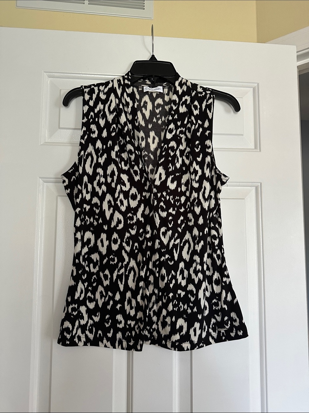 Calvin Klein Black and White Leopard Print Sleeveless V-Neck Camisole